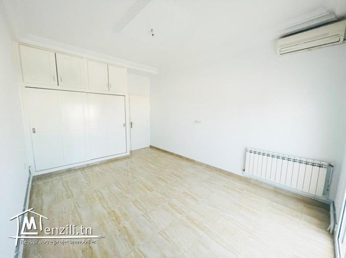 s+3 en vente a Mahdia - cité Erroudha