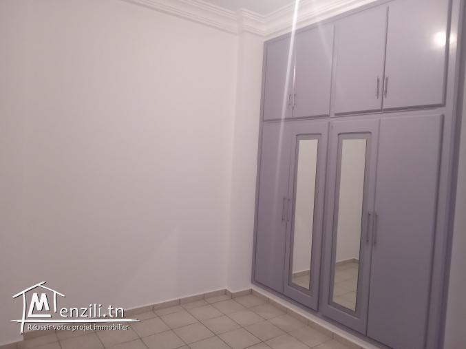 Rez de chaussée S+3  de 198 m² - Cité Erroudha