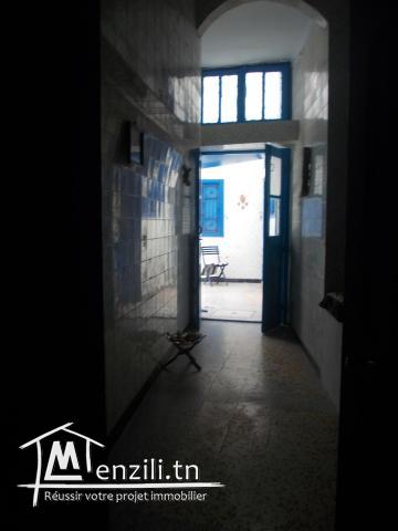 Maison Traditionelle Borj el ras Mahdia pied dans l'eau