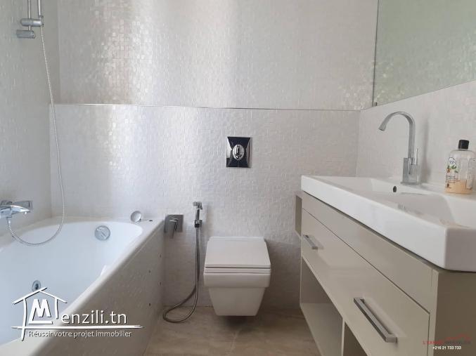 Triplex Meublé a Gammarth