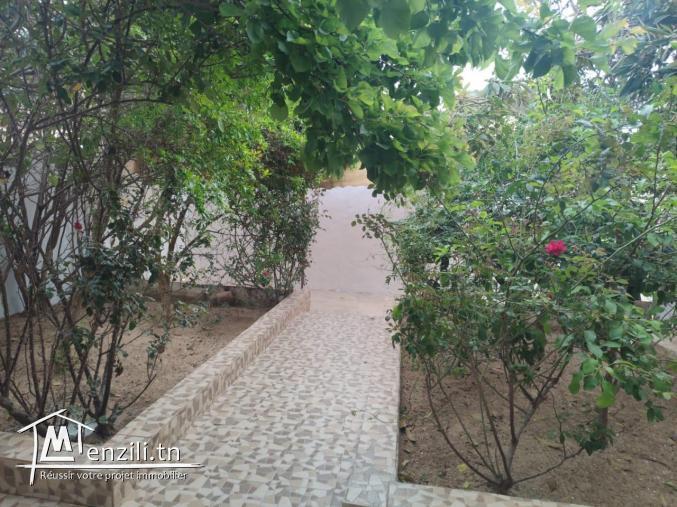 Une Belle Maison S+2 A Vendre à Hammamet