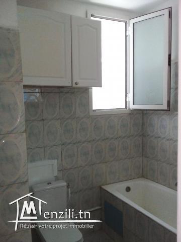 A Louer Appartement S+3 au 1er Etage à Carthage Byrsa