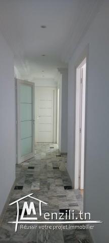 A Vendre appartement s3 à Ain Zaghouan