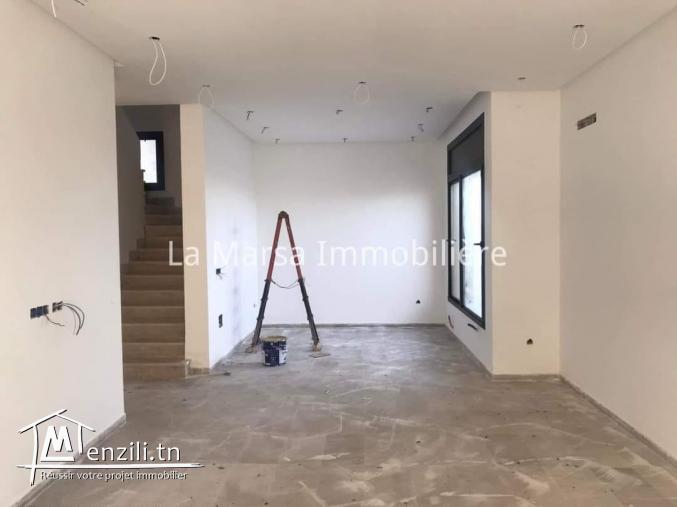 A Vendre villa jumelée s3 à La Marsa