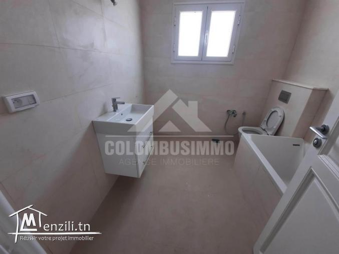 A LOUER VILLA AVEC JARDIN MENZAH 9