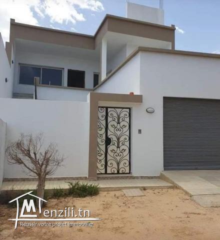 Une belle villa neuve jamais habitée à Mrazga