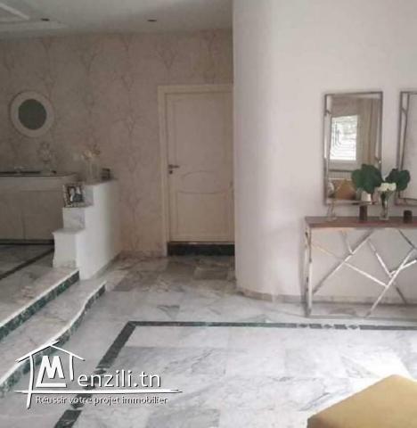 Au jardin d’el menzah2 à louer très joli s+2 RDC d’une villa
