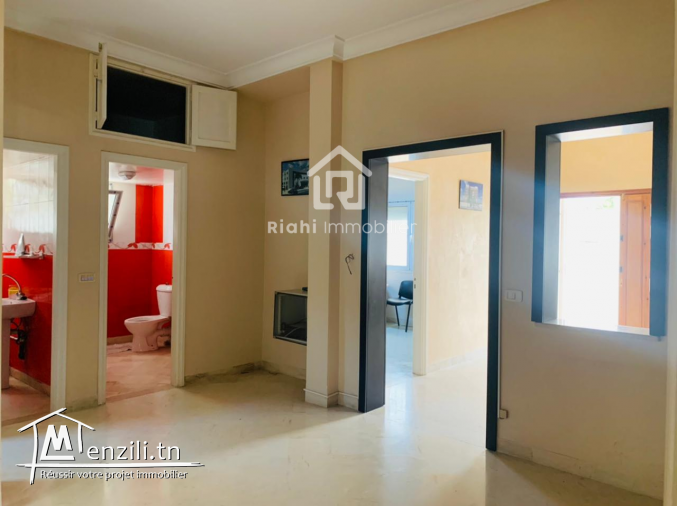 À LOUER : Usage bureautique Hall +4