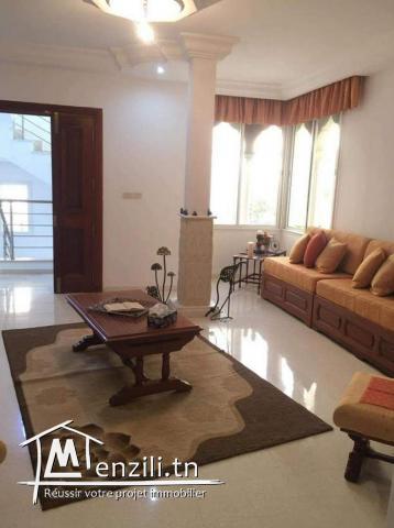 A vendre villa de 3 appartements à prix attractif