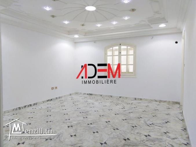 Bureau A3 bien situé à Khzema