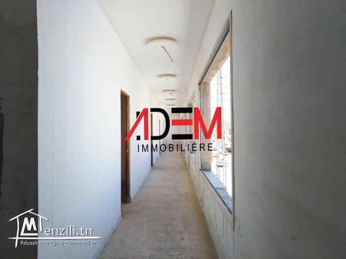 Immeuble de 3 étages bien situé à Hamem Sousse