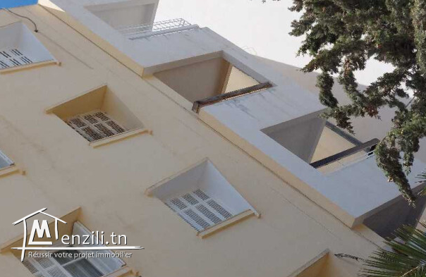 Apprt s3 4eme étage sans ascenseur menzah 7