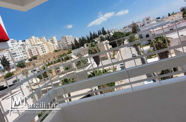 Apprt s3 4eme étage sans ascenseur menzah 7