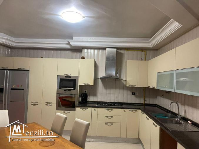 Location maison luxe khzema ouest