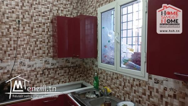 Etage de Villa Hikayatna à Vendre au Kram Ouest