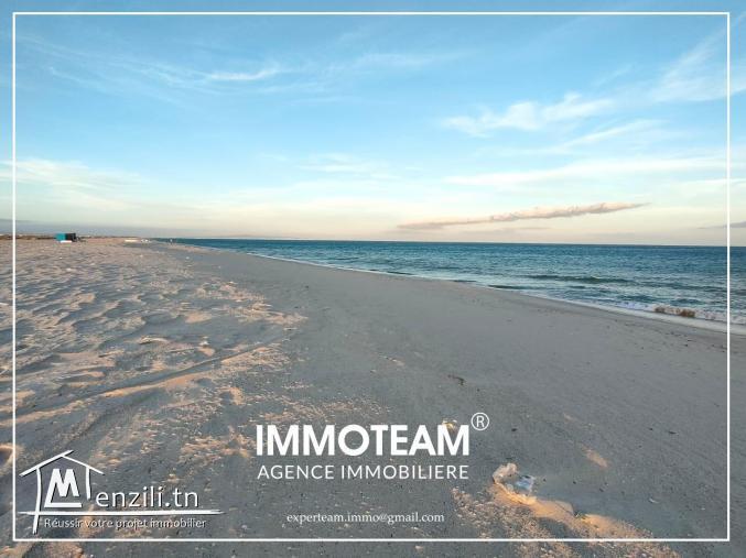 un terrain coté plage à vendre