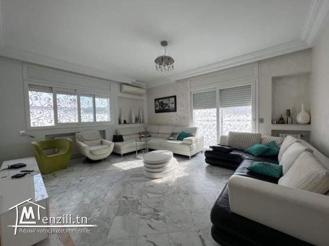 Une magnifique villa S4 a louer à Jardin El Menzah 1