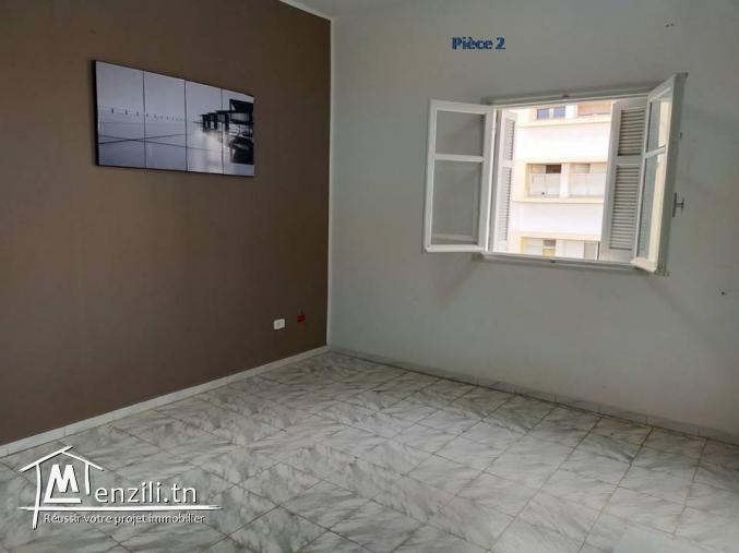 Appartement à louer composé de deux pièces spacieuses