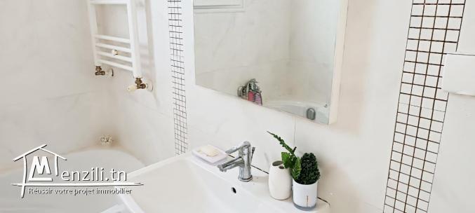 Un appartement en s+3 de 174m² à louer à la Soukra