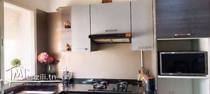 Un appartement en s+3 de 174m² à louer à la Soukra