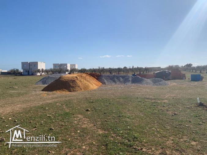 Terrain Habitable à vendre au bord de la plage
