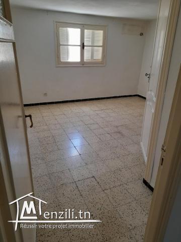 Un appartement au rez de chaussée de S+3 pièces à l'ariana Superieur