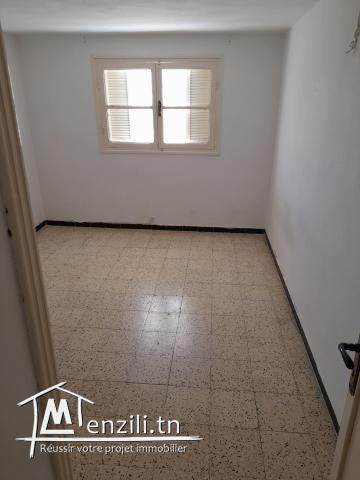 Un appartement au rez de chaussée de S+3 pièces à l'ariana Superieur