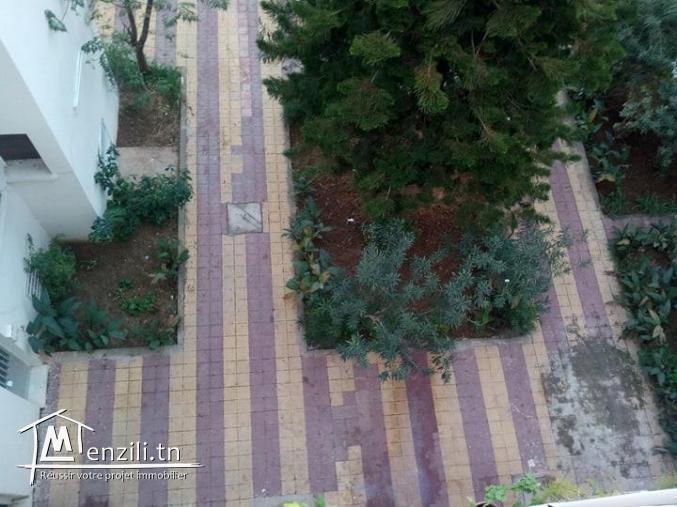 A vendre appartement duplex dans une résidence à khaznadar le Bardo