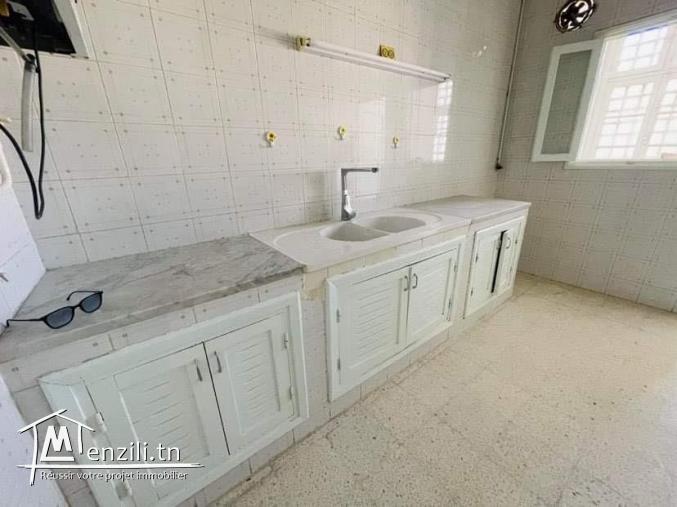 Appartement s3 avec chauffage centrale 120 m2 cité olympique