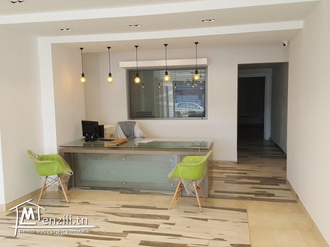 A VENDRE FOND DE COMMERCE SUR LA ROUTE DE GEANT - MNIHLA