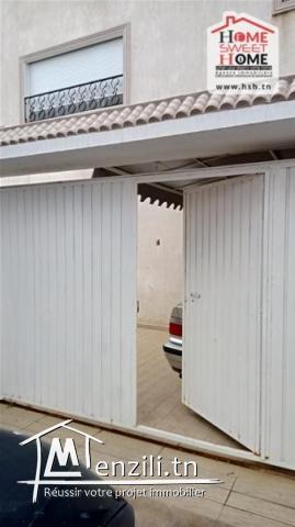 Villa Zmorod à Vendre à Rades Plage