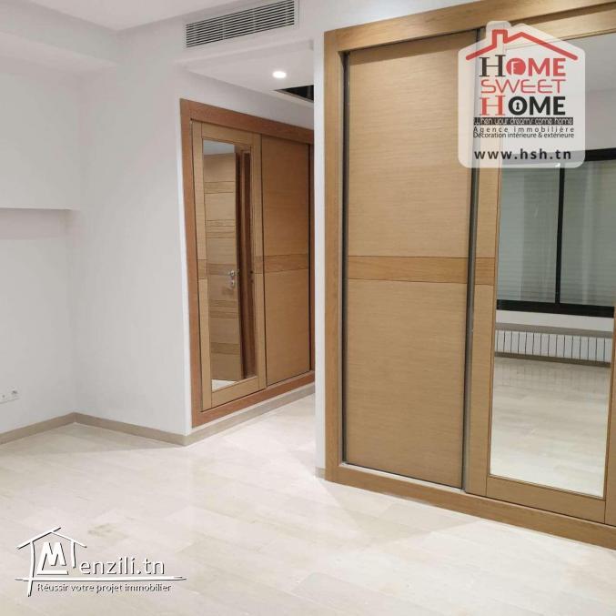 Triplex Espoir à Vendre à La Soukra
