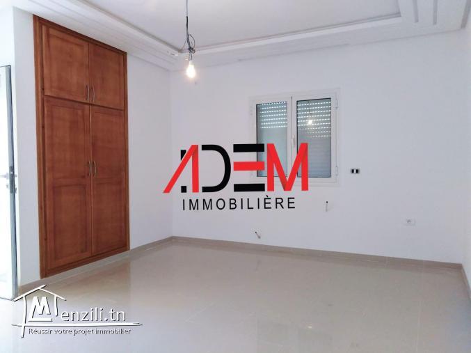 Spacieux appartement S3 avec abri voiture à Chatt Meriem