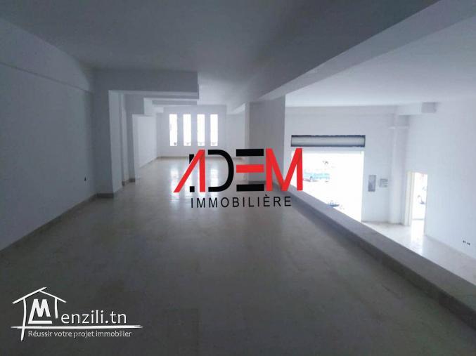 Local commercial de 270m²  sur une route principale