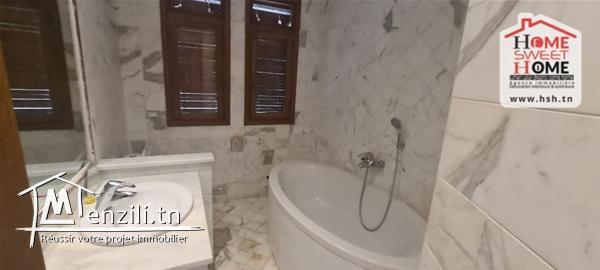 Villa Lituanie à Louer à Gammarth