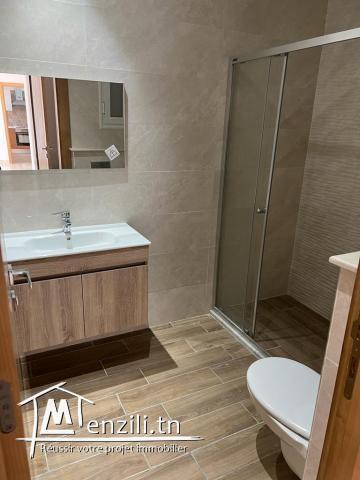 À Louer un appartement au rez-de-chaussée à  La Soukra