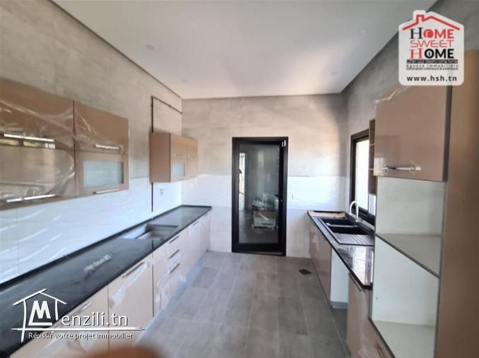 Penthouse Curragreen à Vendre à Gammarth Supérieur