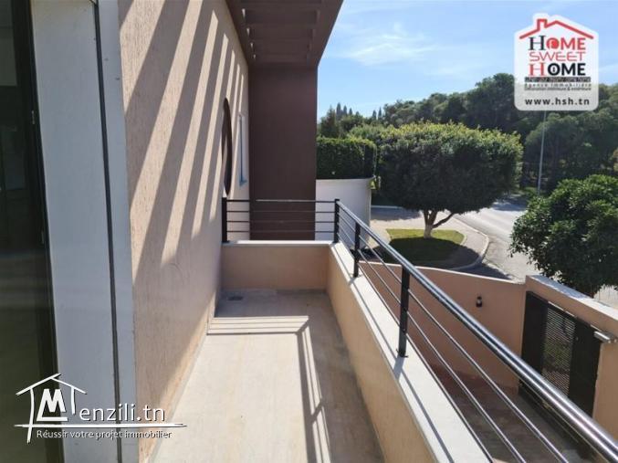 Penthouse Curragreen à Vendre à Gammarth Supérieur