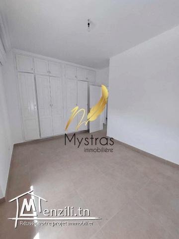 A louer une villa aux berges du lac 1