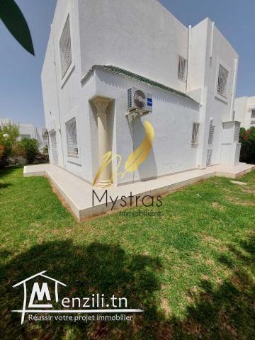 A louer une villa aux berges du lac 1