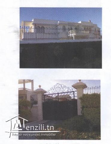 A vendre villa à corniche Bizerte