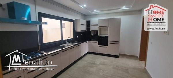 Villa Rotterdam à Vendre à Gammarth