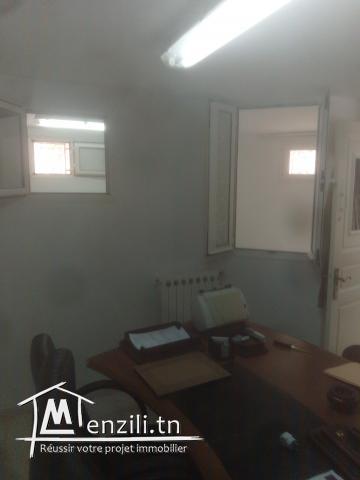 A Louer à Nord Hilton en face clinique Taoufik