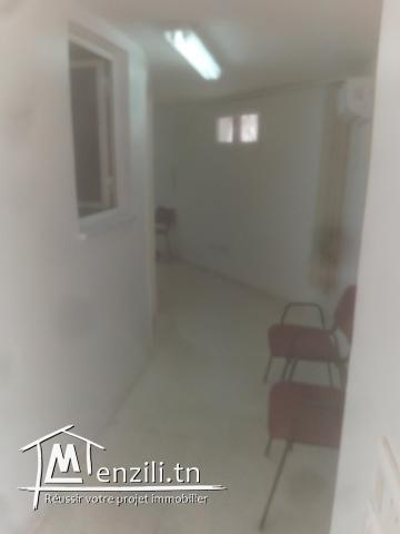 A Louer à Nord Hilton en face clinique Taoufik