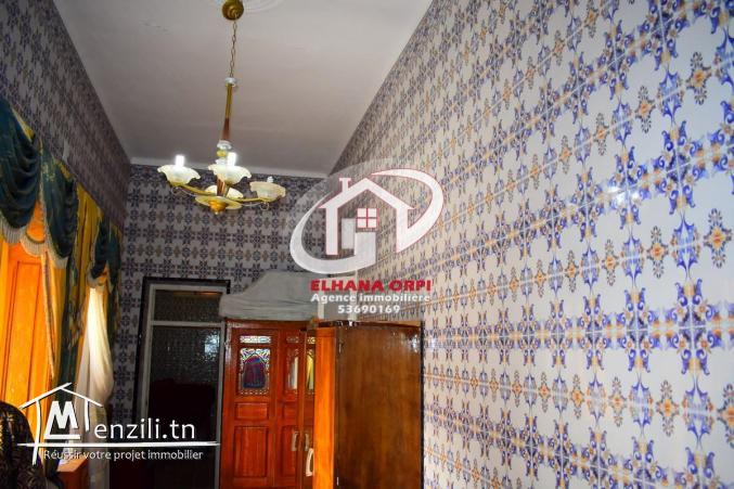 Maison arabe traditionnelle a borj erras