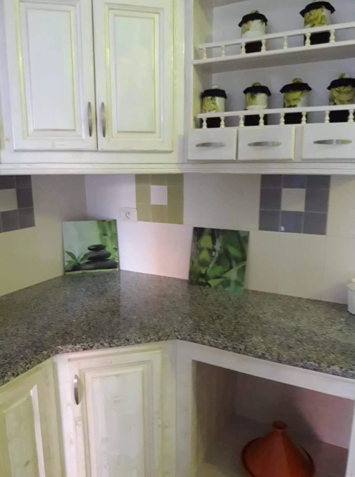 petite villa avec immense jardin 200m de la mer