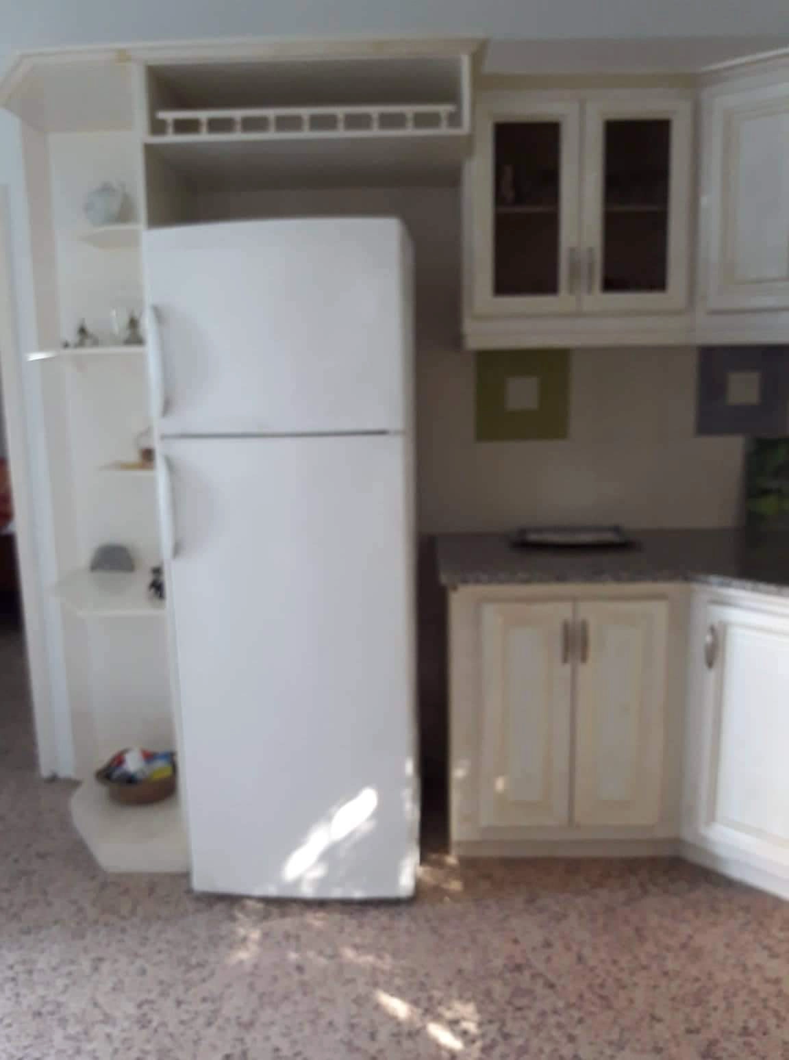 petite villa avec immense jardin 200m de la mer