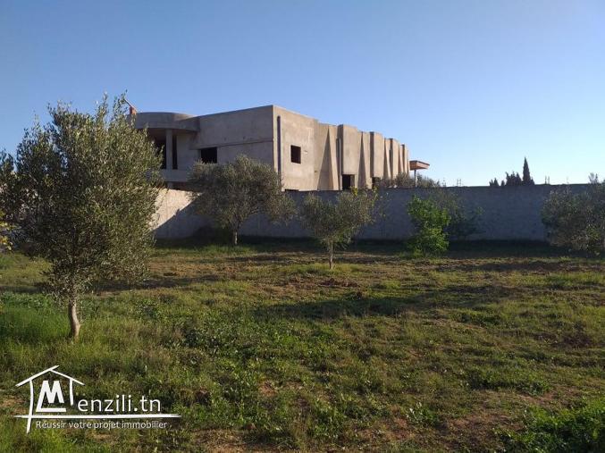 terrain de projet à moknine