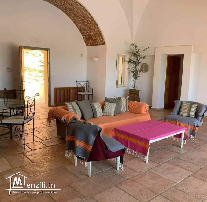 A Louer villa s3 avec jardin, Hammamet