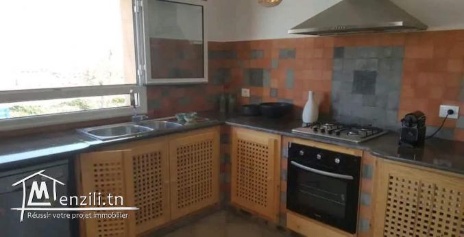 A Louer villa s3 avec jardin, Hammamet